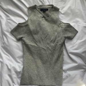 Light Gray American Eagle Shoulder Cut-Out Top